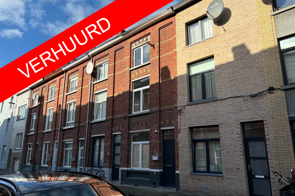 TH_474, GENT - Rijwoning met koer